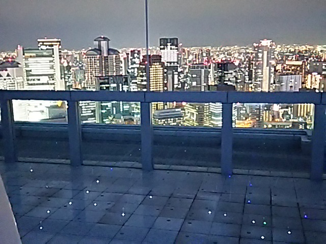 20150323_梅田スカイビル スカイウォーク夜景　南方面
